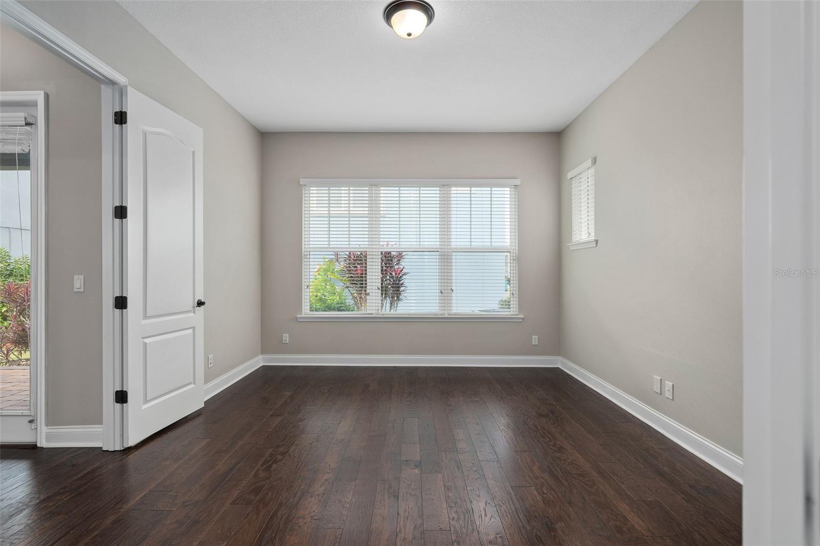 Image 29 of 49 For 8467 Laureate Boulevard