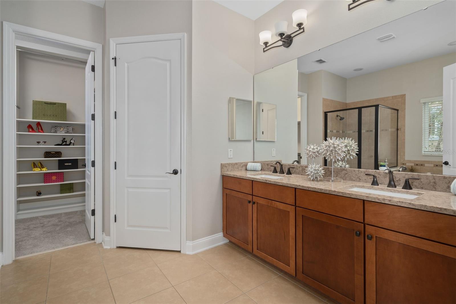 Image 30 of 49 For 8467 Laureate Boulevard