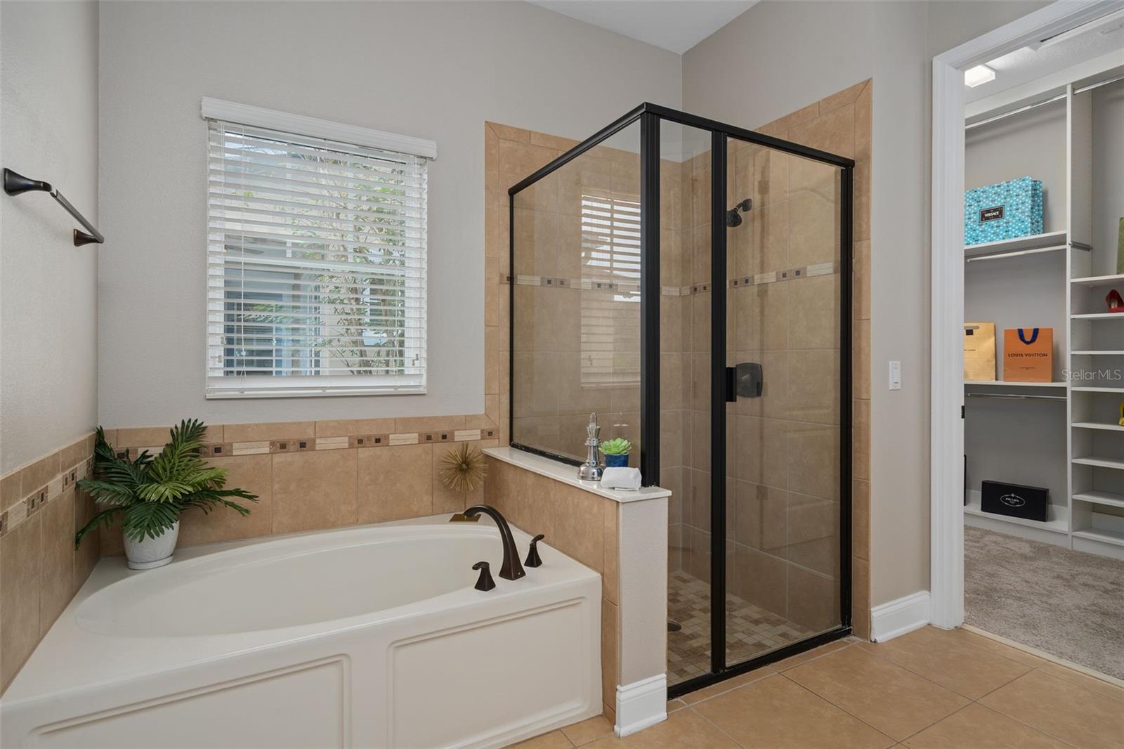 Image 31 of 49 For 8467 Laureate Boulevard