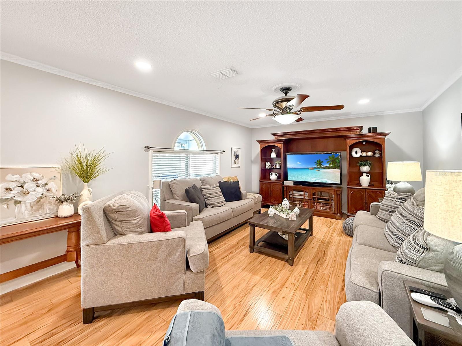 Image 22 of 63 For 1805 Emily Drive