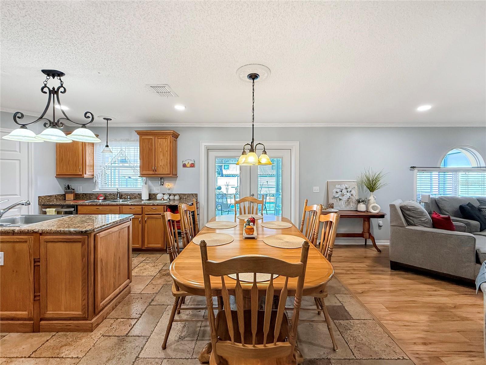 Image 26 of 63 For 1805 Emily Drive