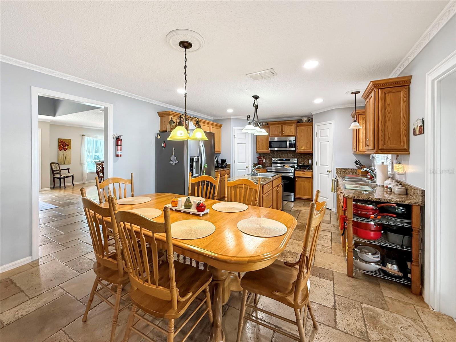 Image 27 of 63 For 1805 Emily Drive