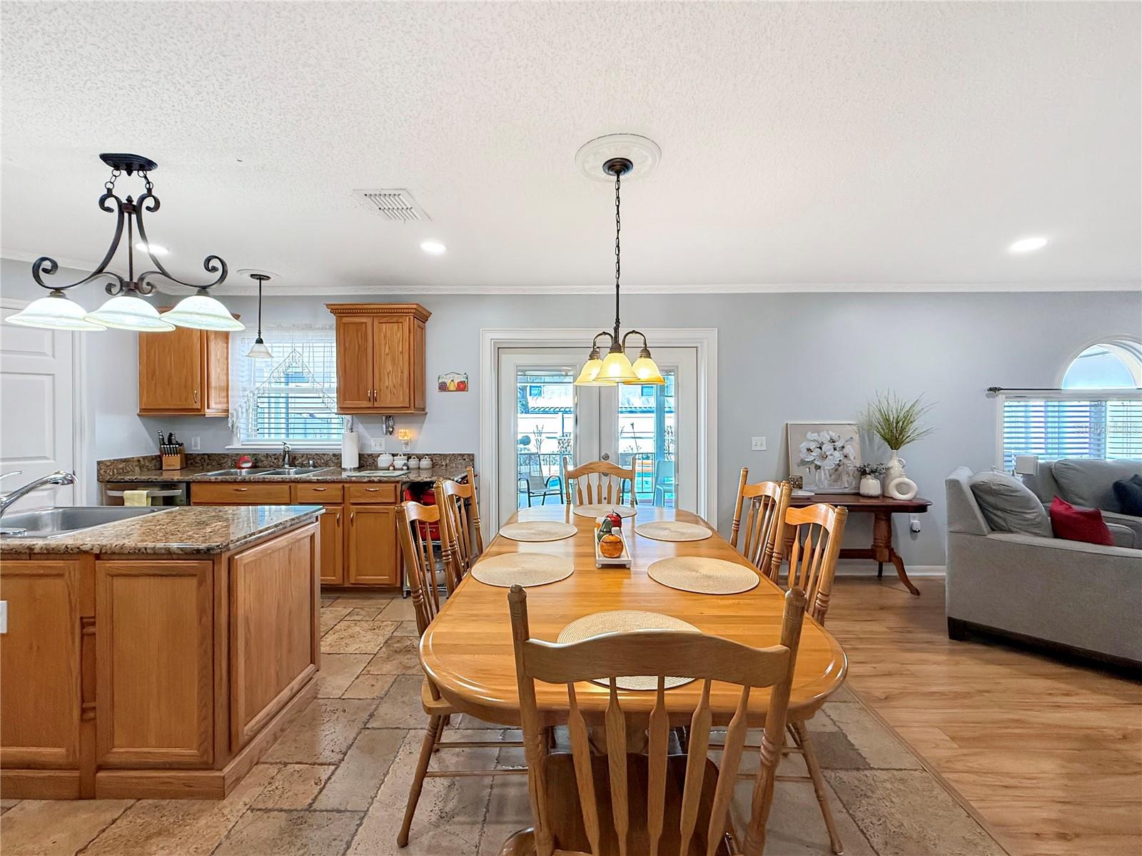 Image 31 of 63 For 1805 Emily Drive