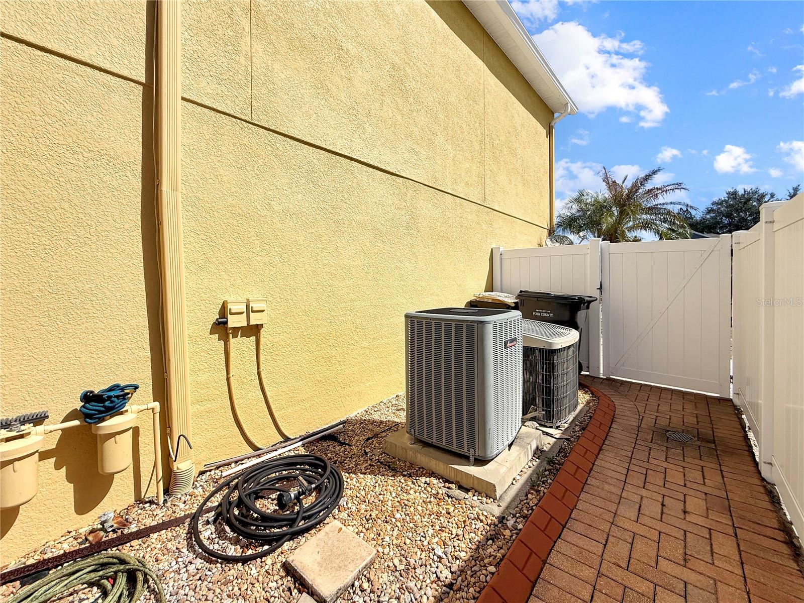 Image 36 of 63 For 1805 Emily Drive