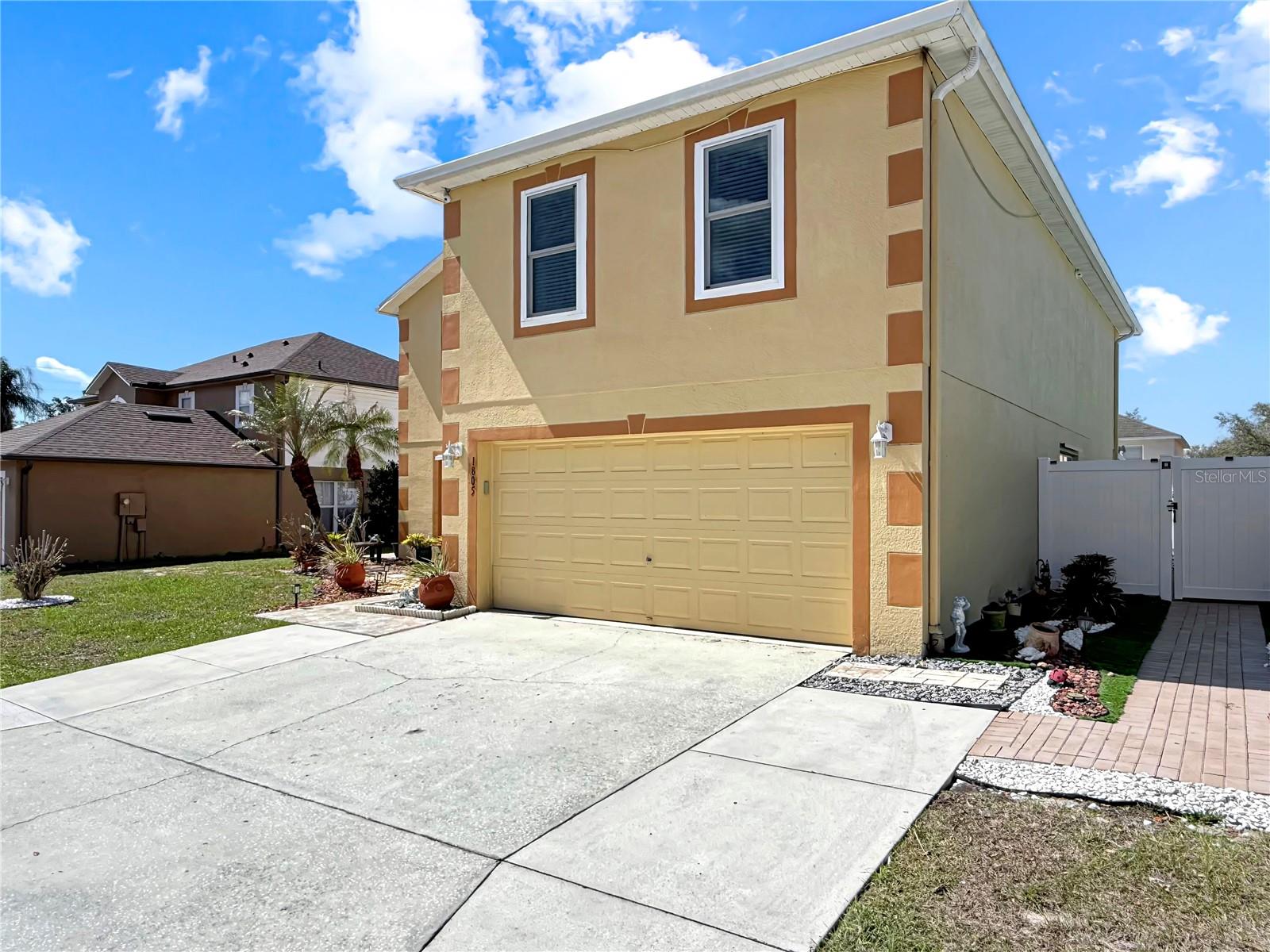 Image 4 of 63 For 1805 Emily Drive