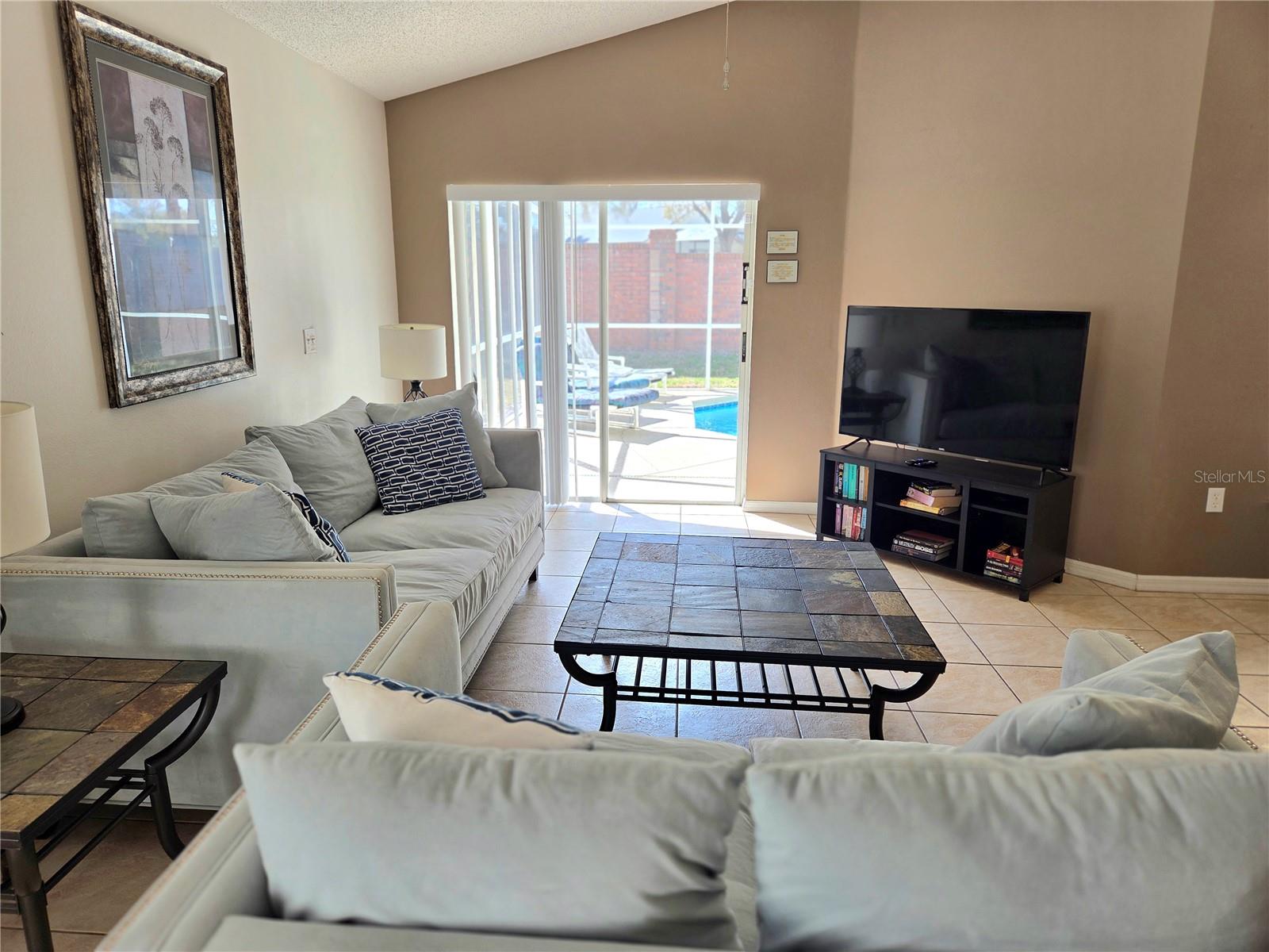 Image 4 of 29 For 159 Grosvenor Loop