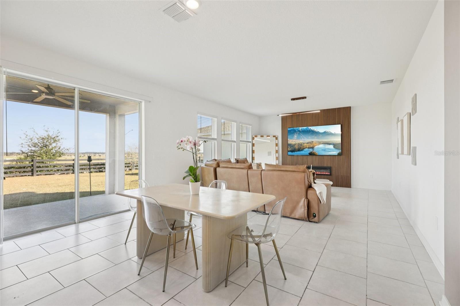 Image 17 of 81 For 4106 Conjunction Way