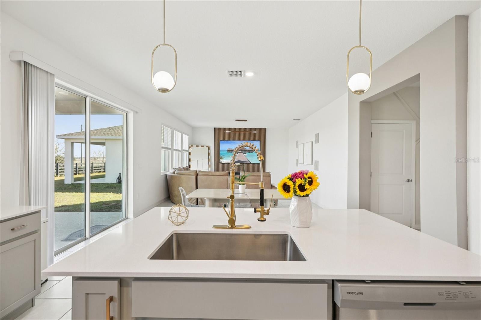 Image 22 of 81 For 4106 Conjunction Way