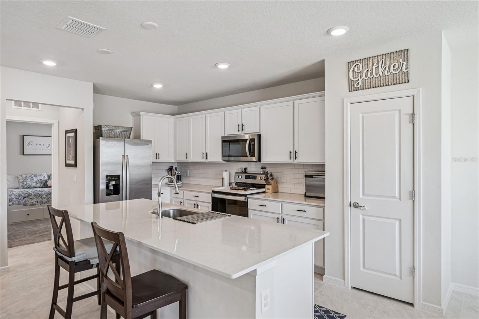 Image 10 of 43 For 2210 Lovely Lane