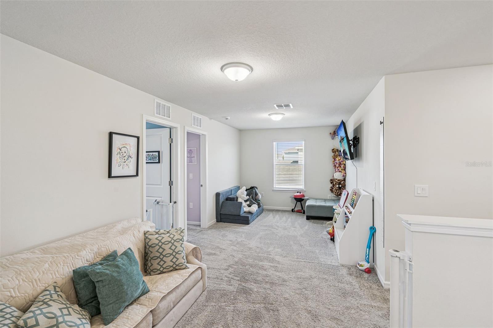 Image 16 of 43 For 2210 Lovely Lane