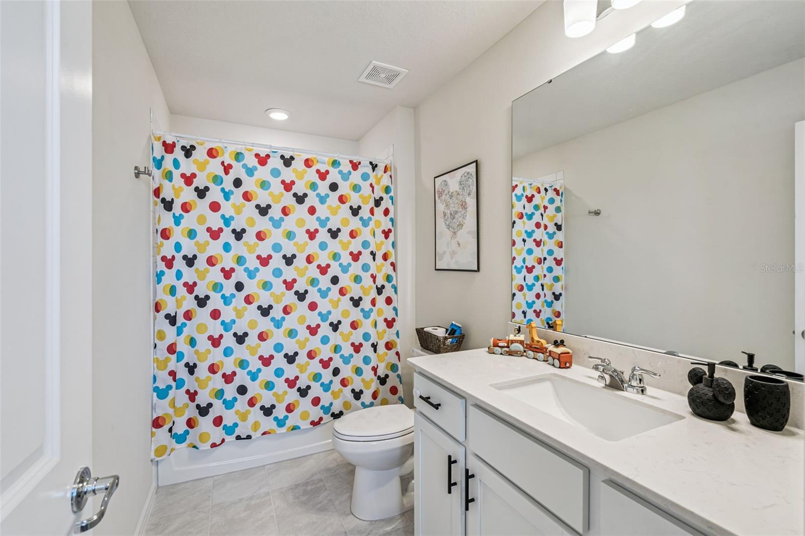 Image 20 of 43 For 2210 Lovely Lane