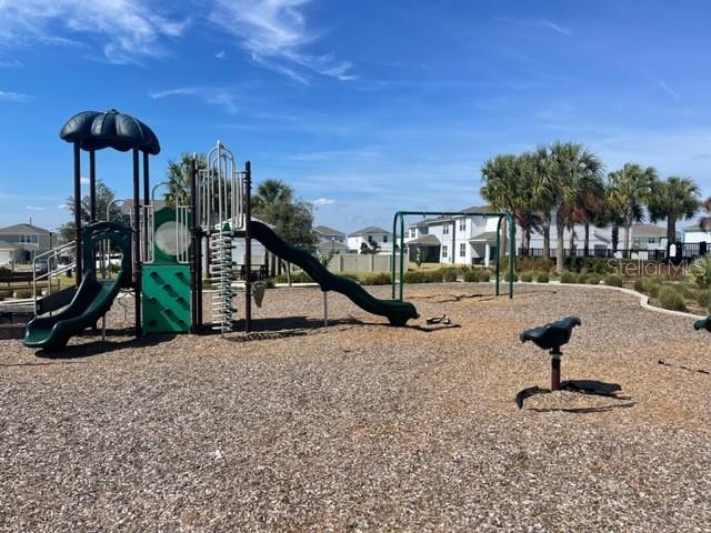 Image 42 of 43 For 2210 Lovely Lane