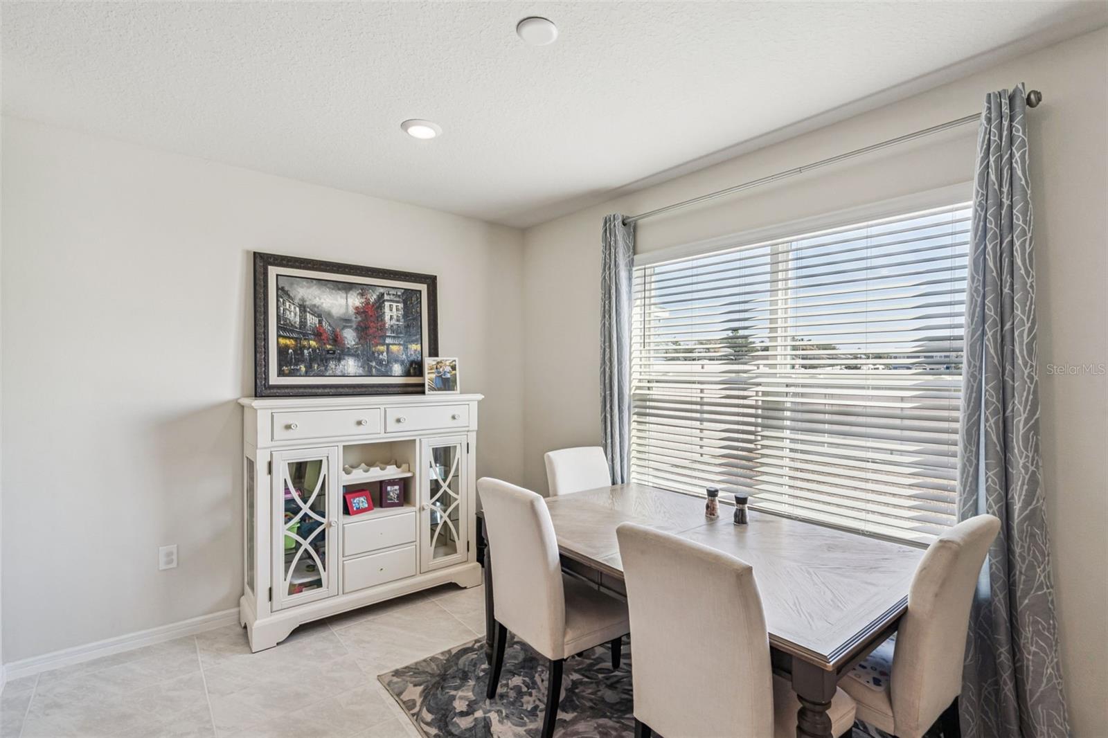 Image 6 of 43 For 2210 Lovely Lane