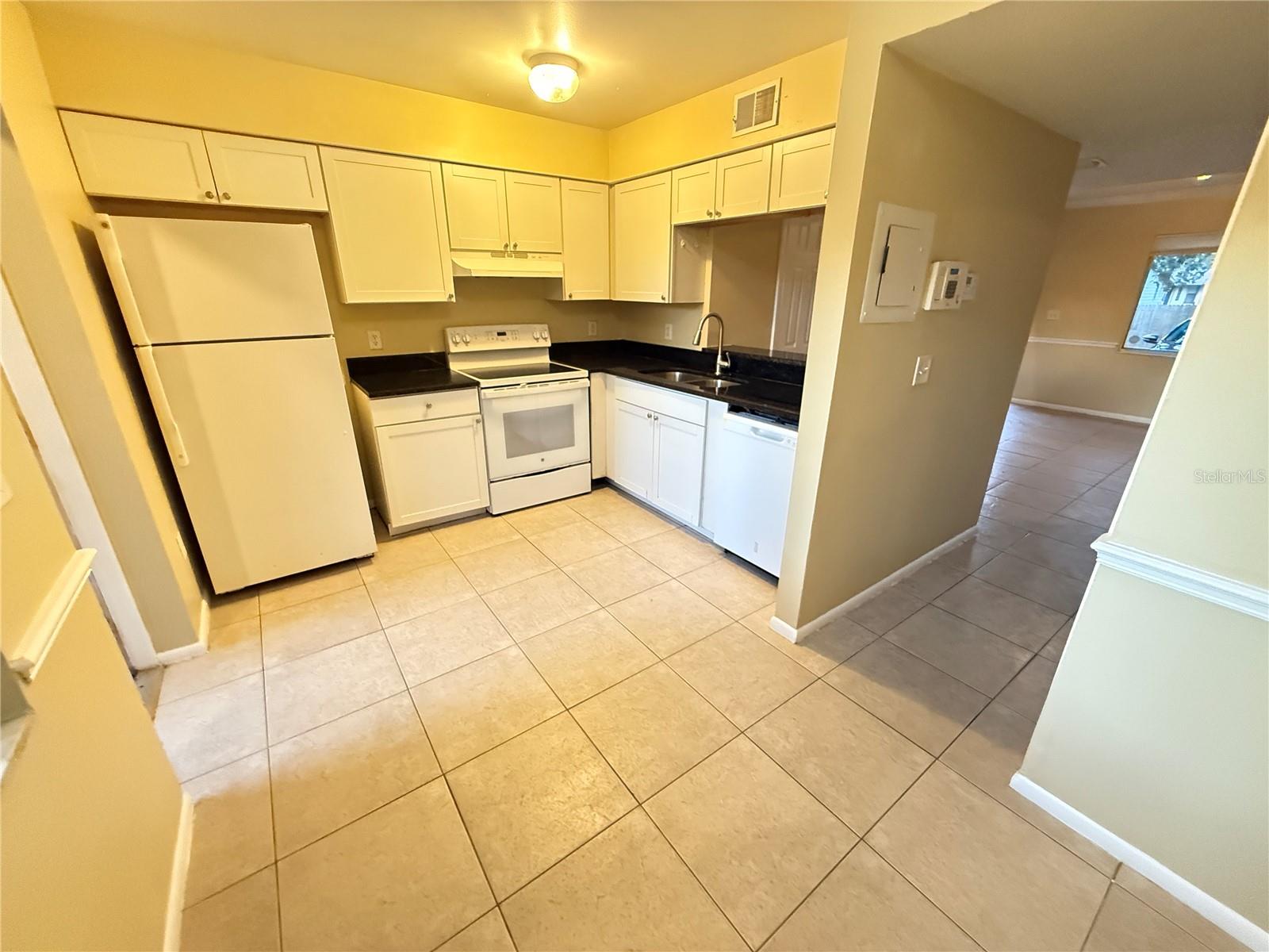 Image 7 of 14 For 209 Moss Road 209