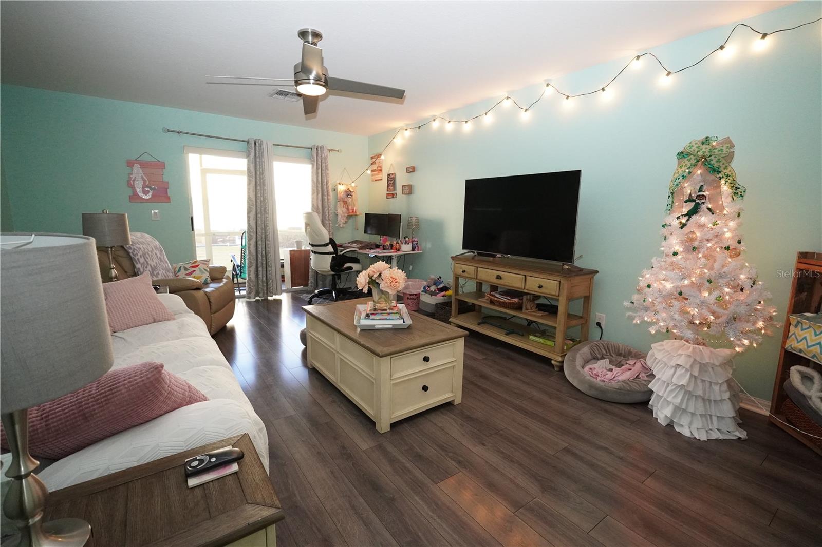 Image 11 of 34 For 5463 River Rock Road 1304