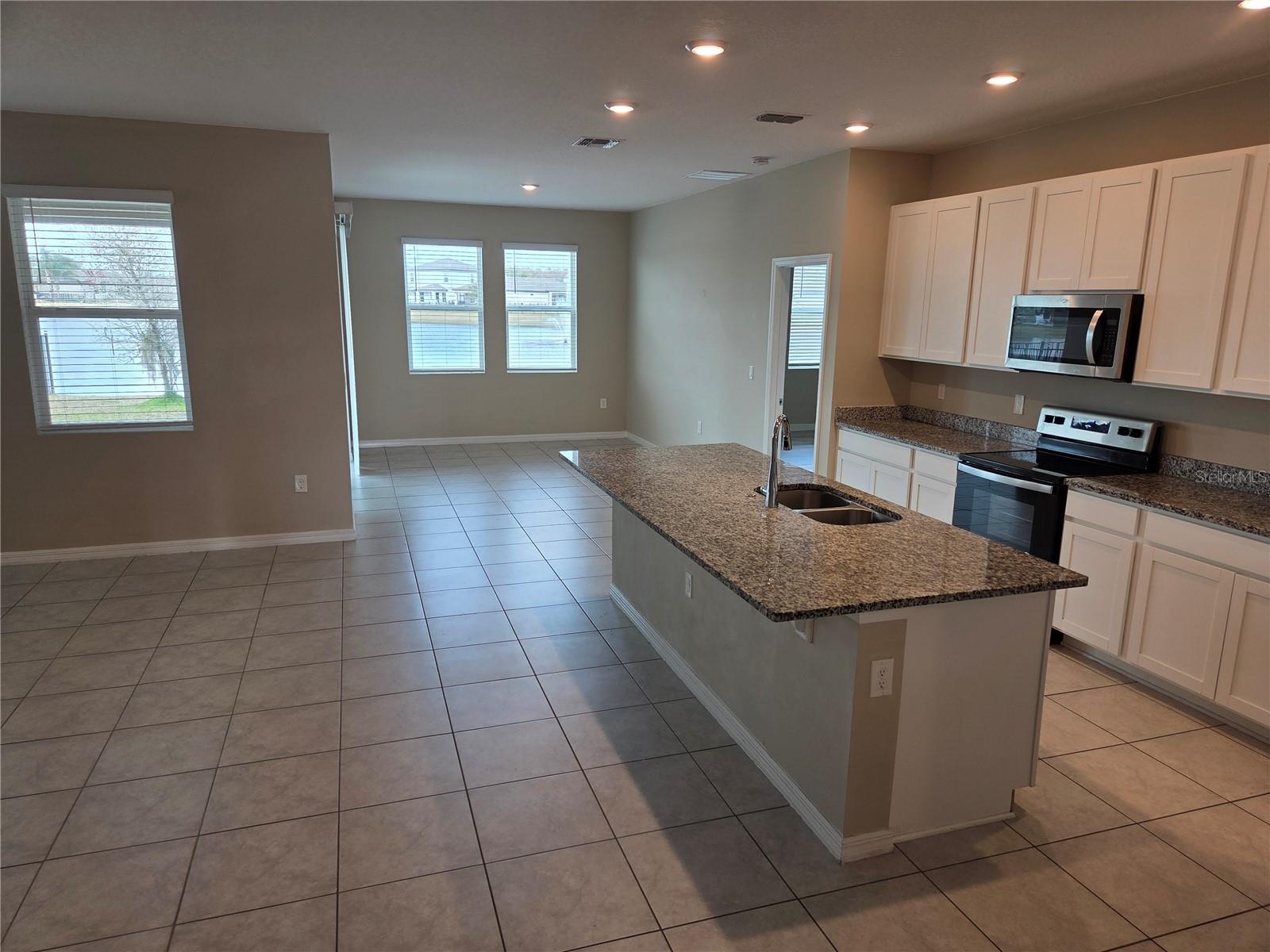 Image 26 of 41 For 2816 Neverland Drive