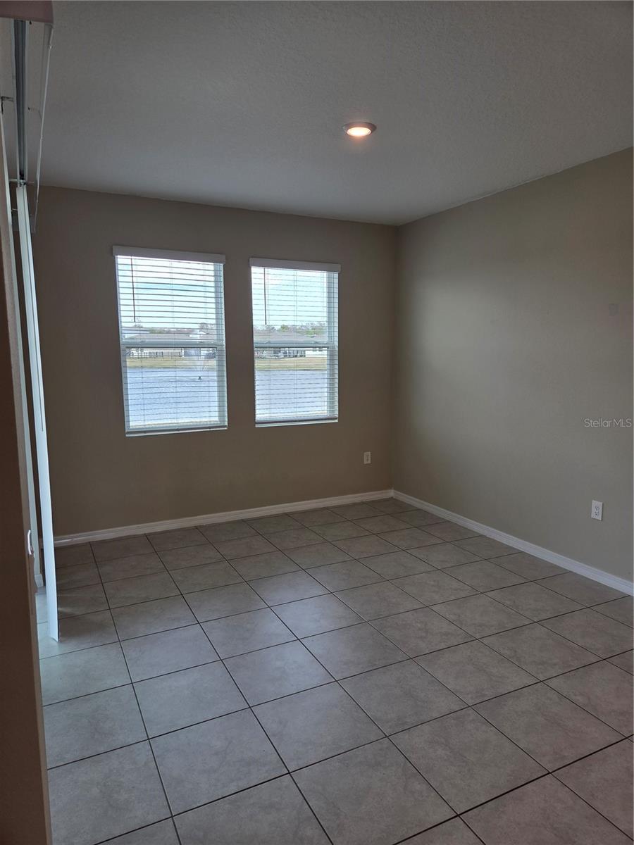 Image 32 of 41 For 2816 Neverland Drive