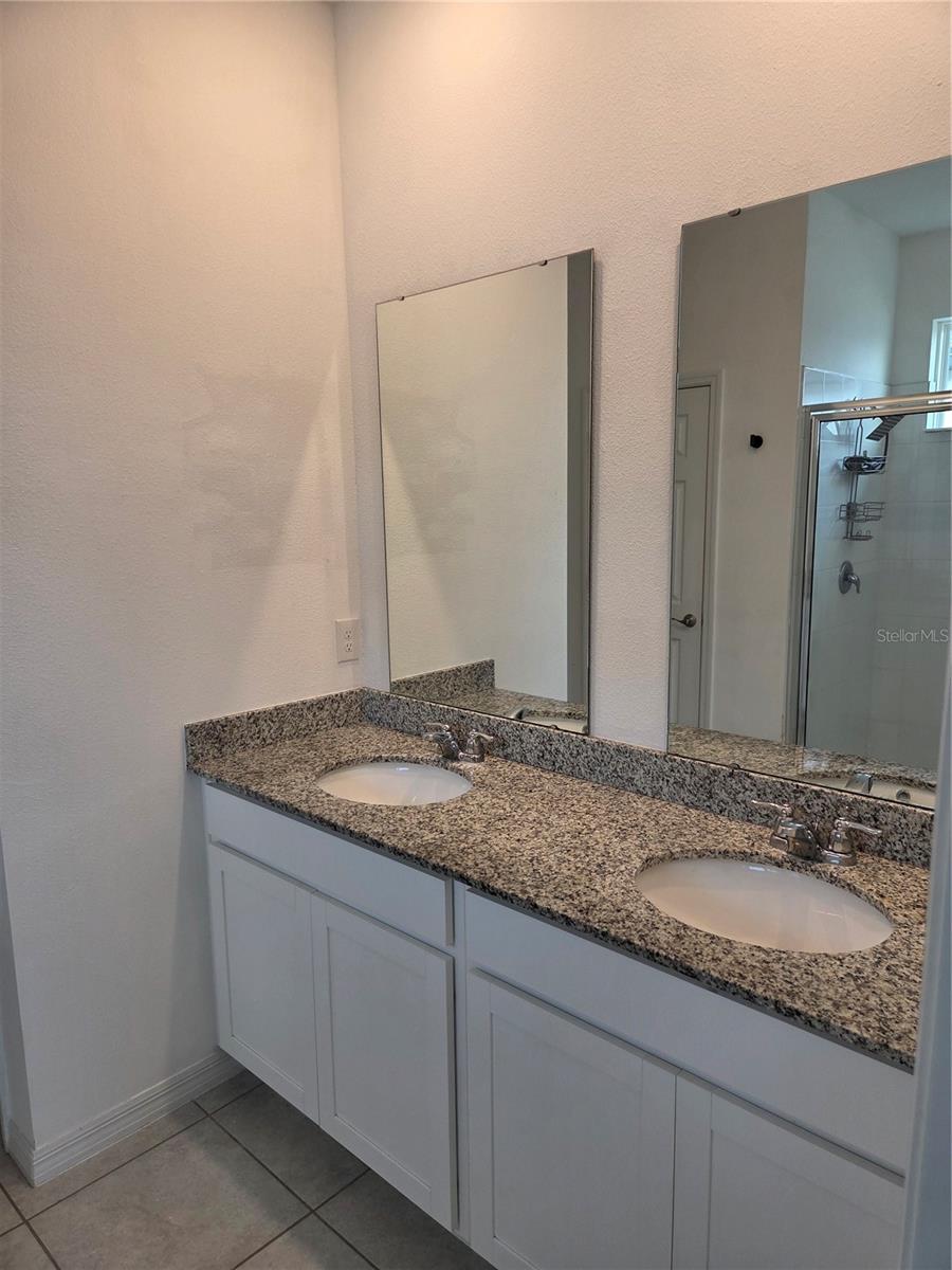 Image 33 of 41 For 2816 Neverland Drive