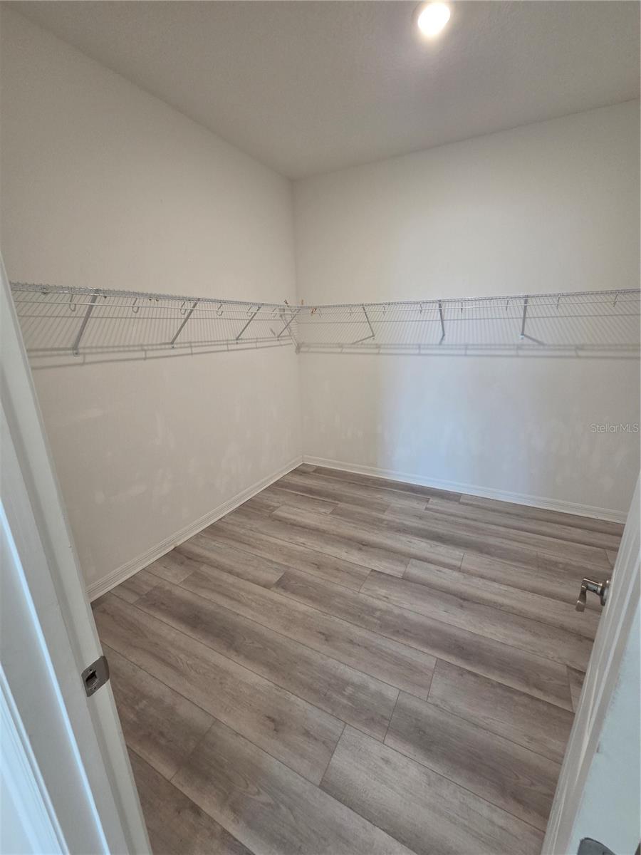 Image 34 of 41 For 2816 Neverland Drive