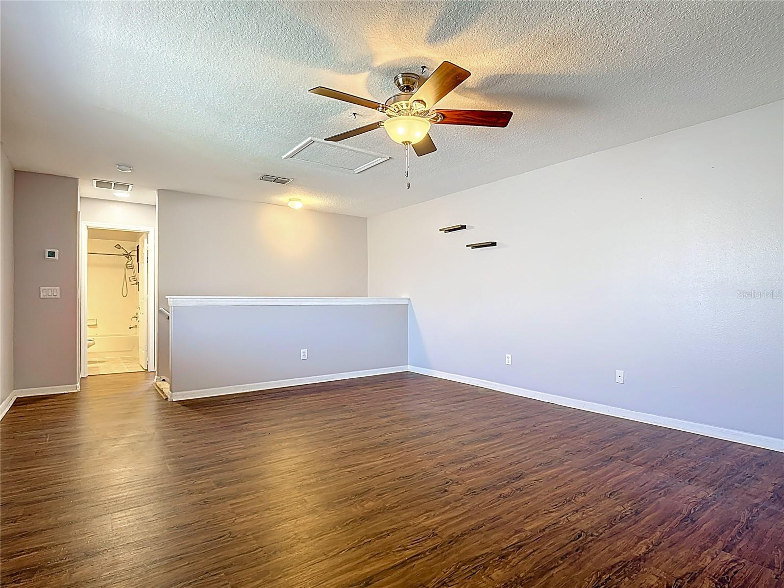 Listing photo id 18 for 1024 Seneca Trail