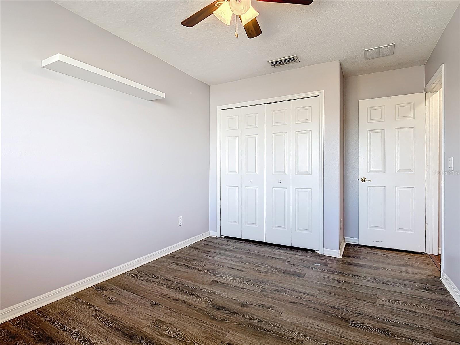 Listing photo id 22 for 1024 Seneca Trail