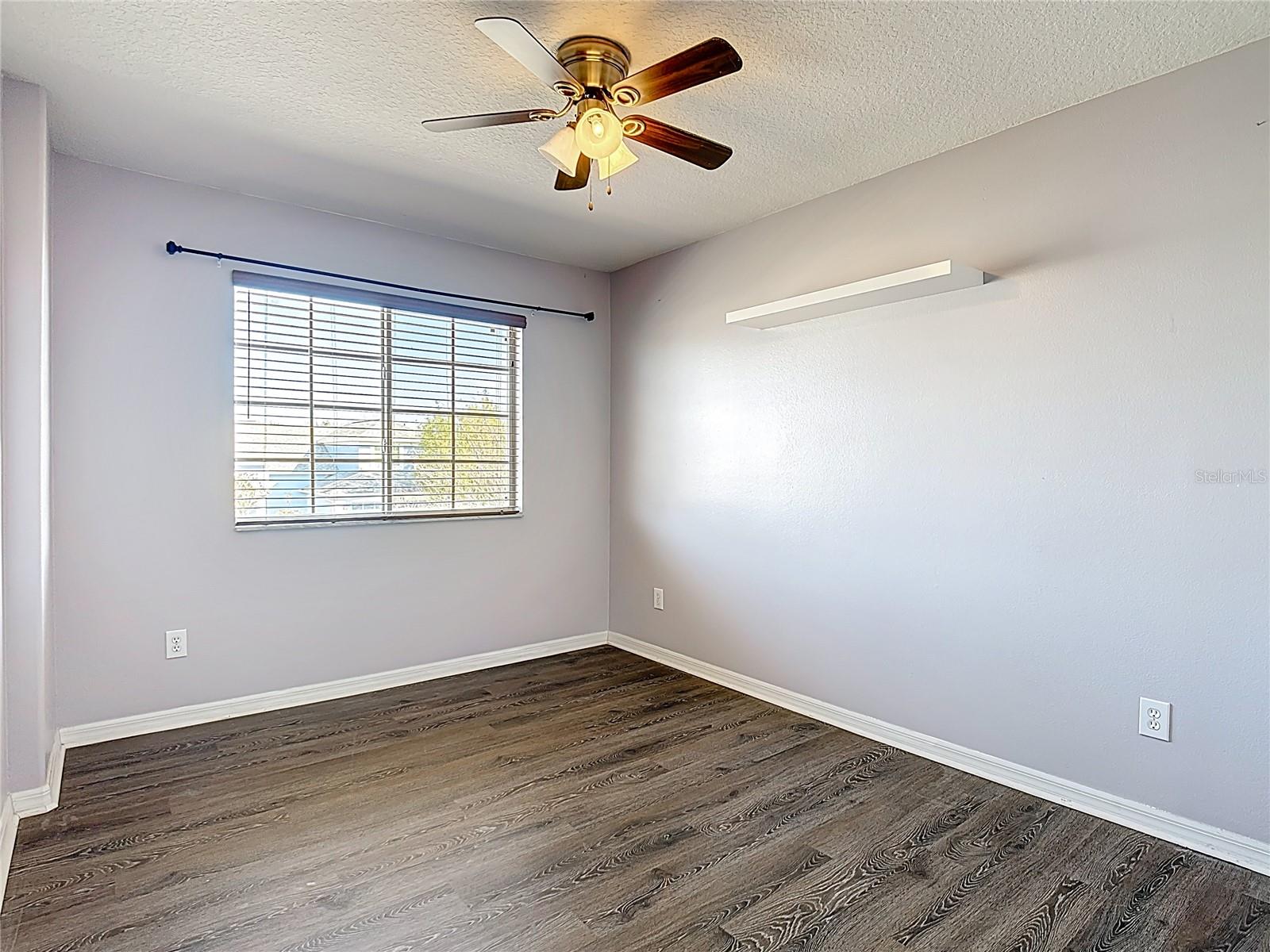 Listing photo id 23 for 1024 Seneca Trail