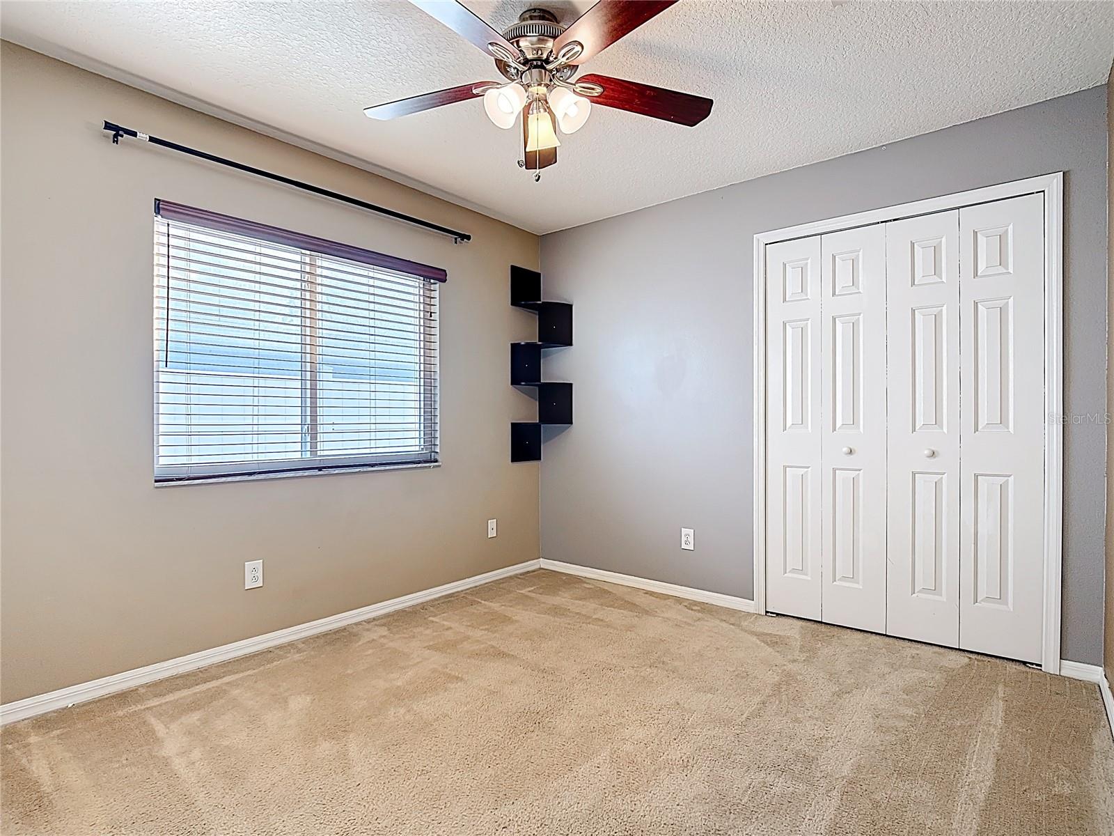 Listing photo id 25 for 1024 Seneca Trail