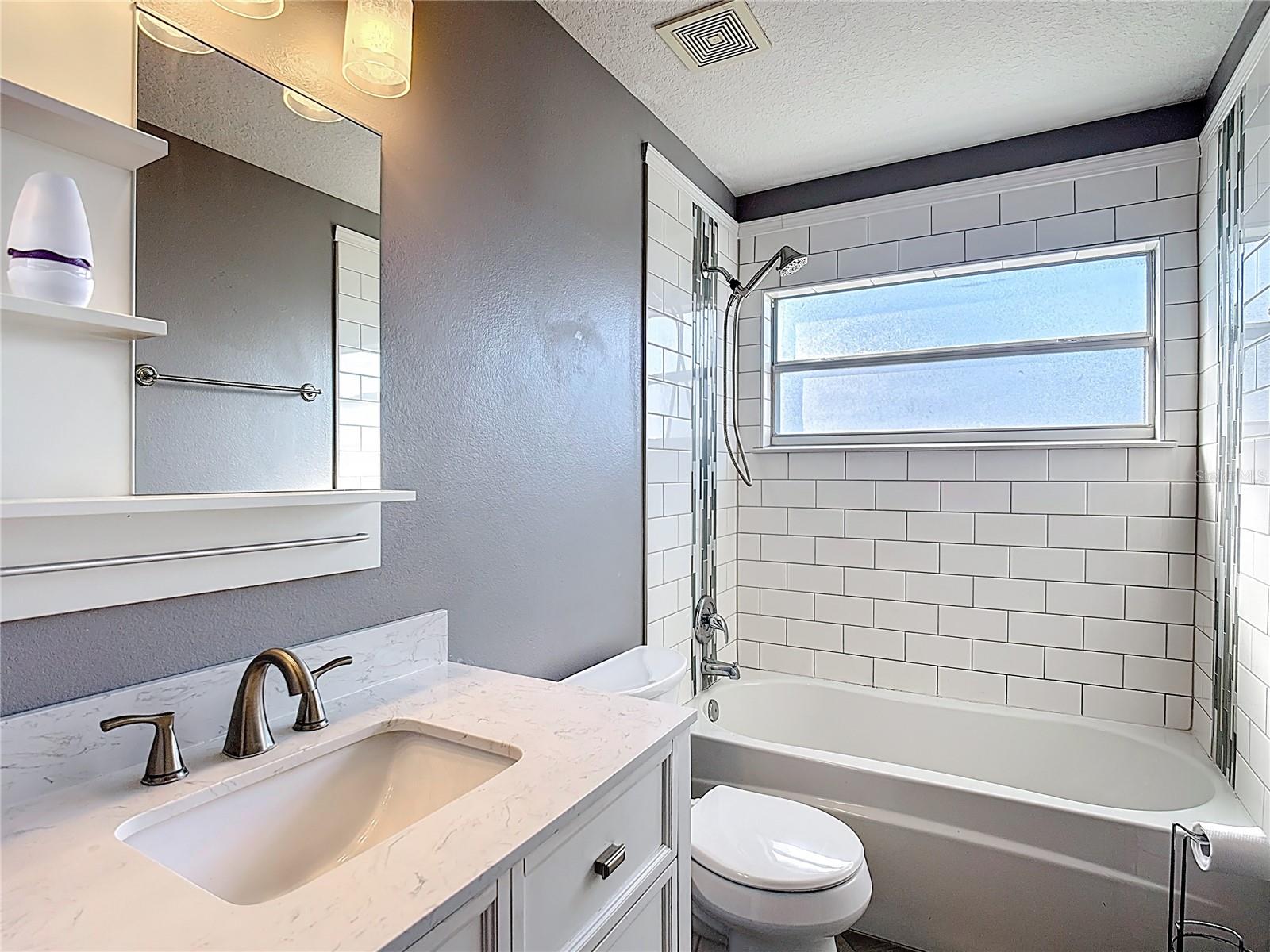 Listing photo id 28 for 1024 Seneca Trail