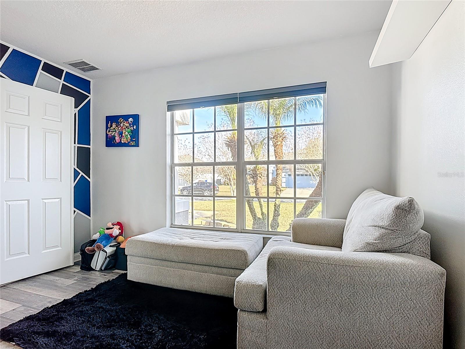 Listing photo id 7 for 1024 Seneca Trail