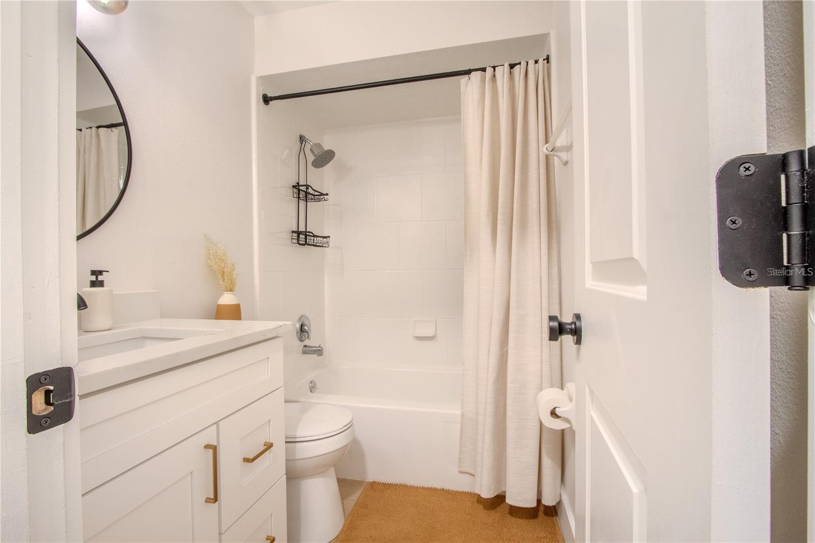 Image 15 of 19 For 4768 Tangerine Avenue 4768