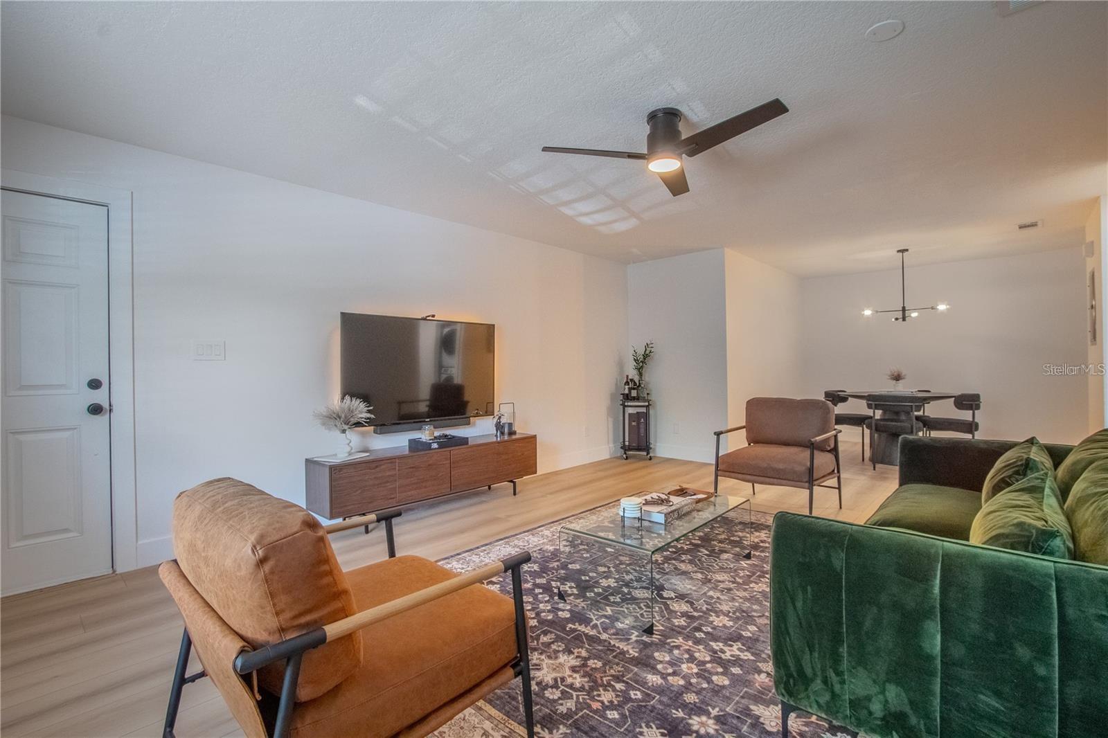 Image 5 of 19 For 4768 Tangerine Avenue 4768