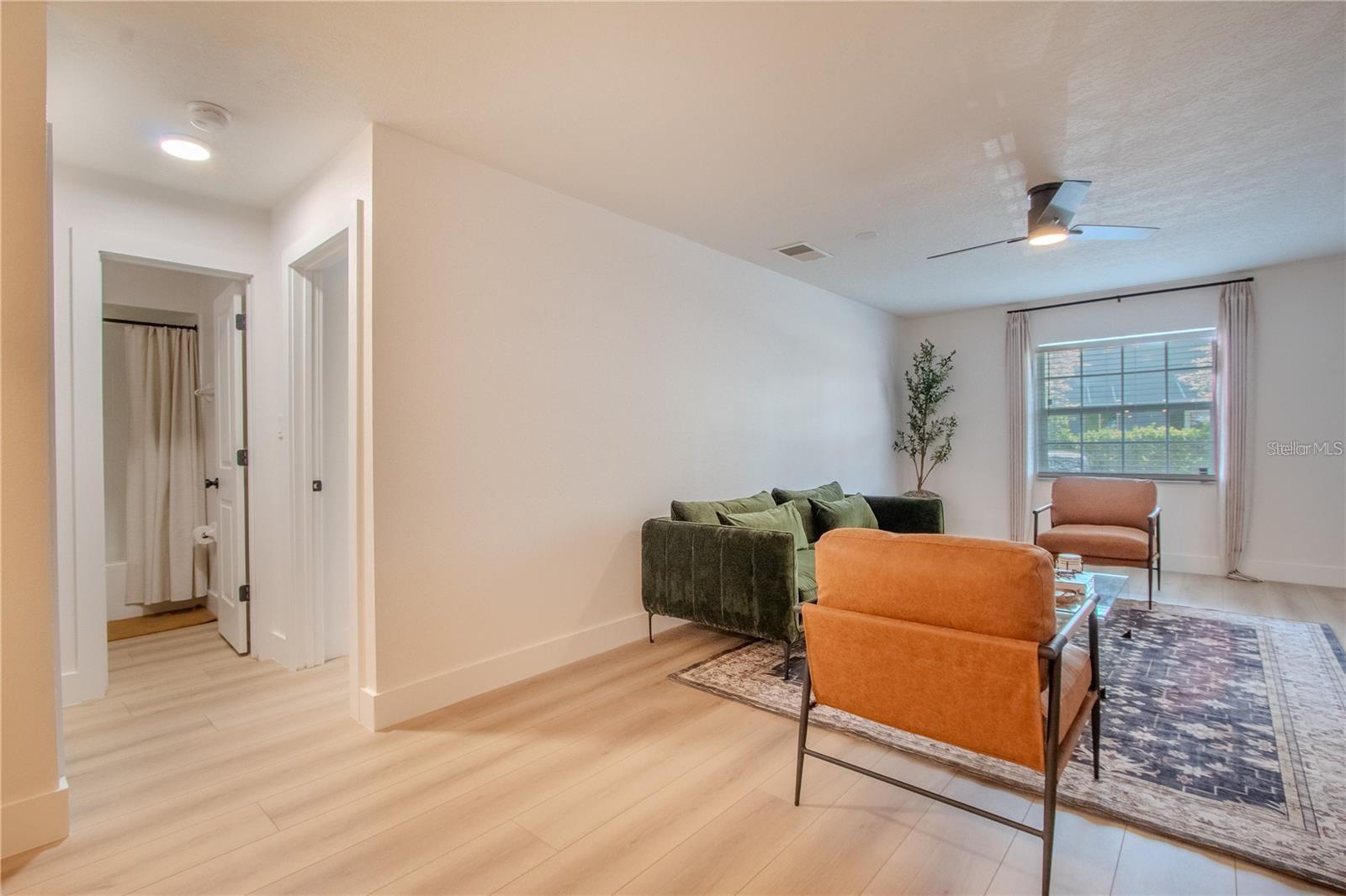 Image 7 of 19 For 4768 Tangerine Avenue 4768