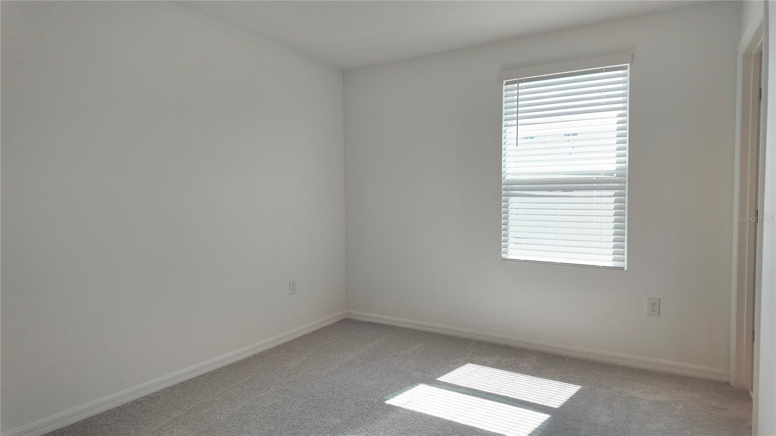 Image 15 of 24 For 2937 Skyline Loop