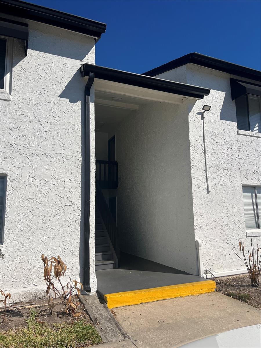 Image 2 of 14 For 4415 Semoran Boulevard 4