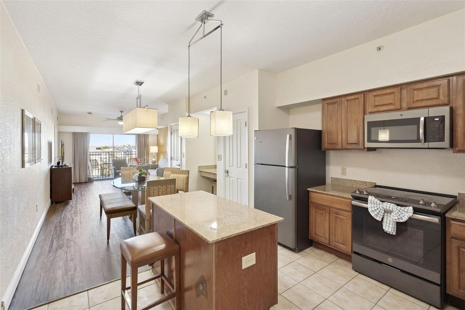 Image 12 of 53 For 12527 Floridays Resort Drive 601e