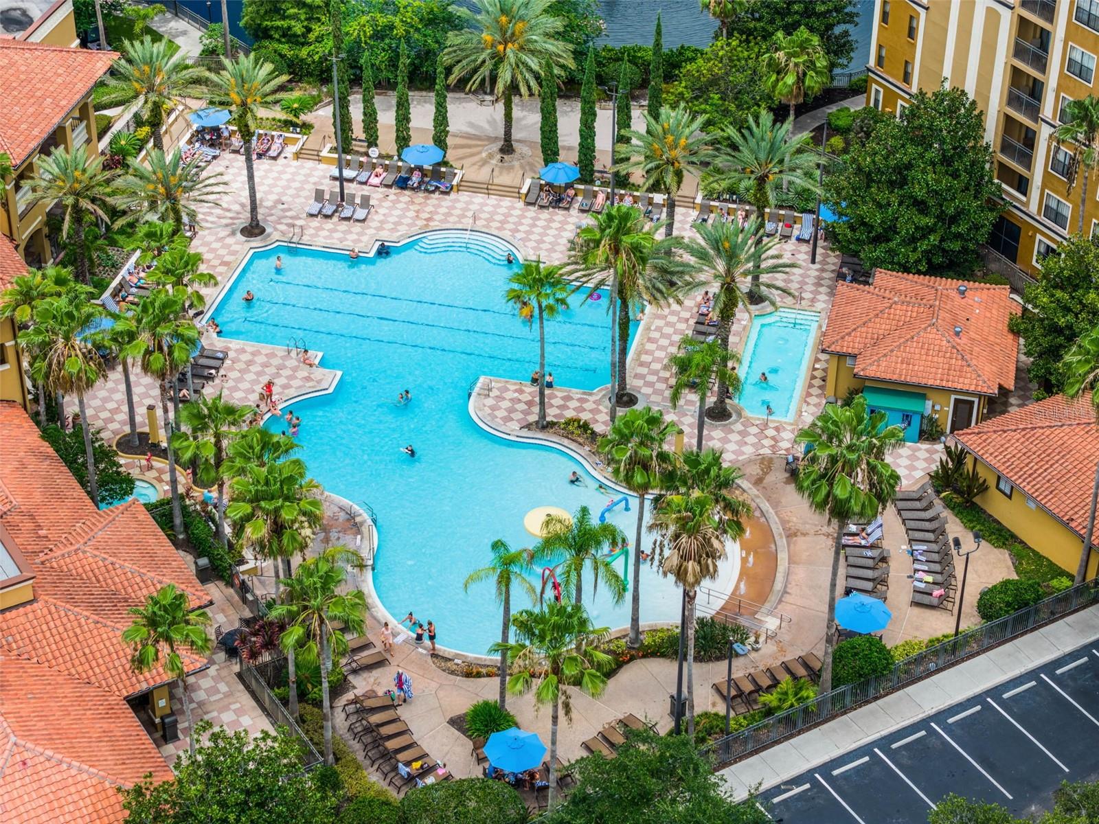 Image 38 of 53 For 12527 Floridays Resort Drive 601e