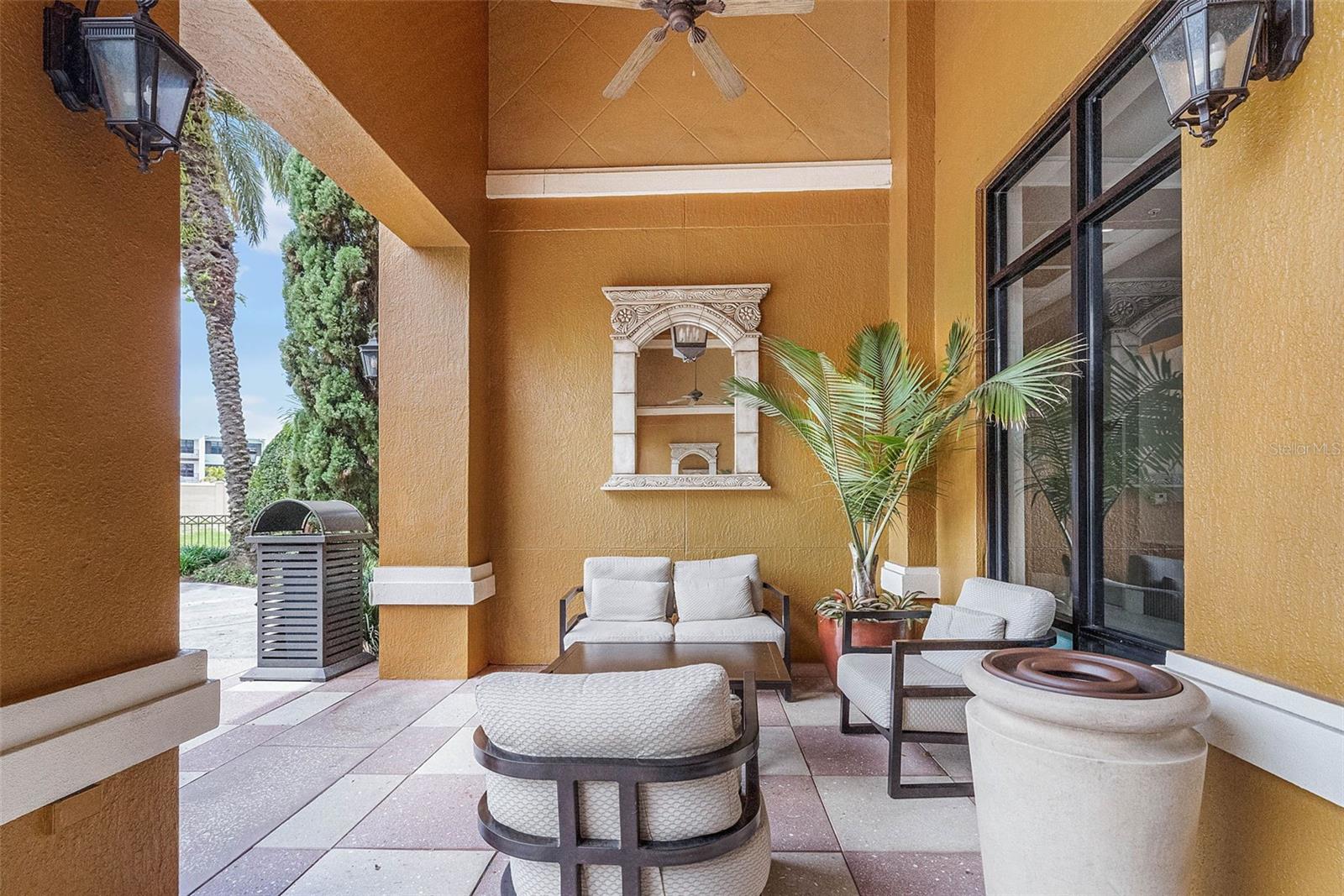 Image 46 of 53 For 12527 Floridays Resort Drive 601e