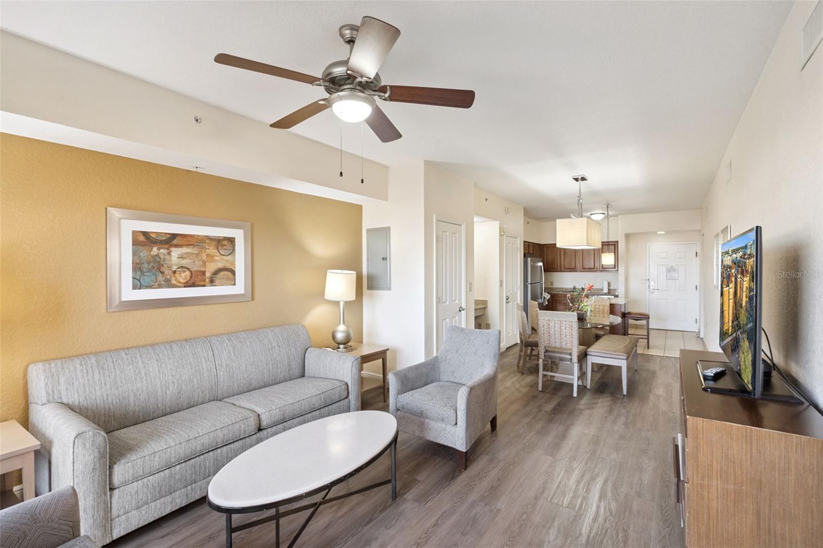 Image 7 of 53 For 12527 Floridays Resort Drive 601e