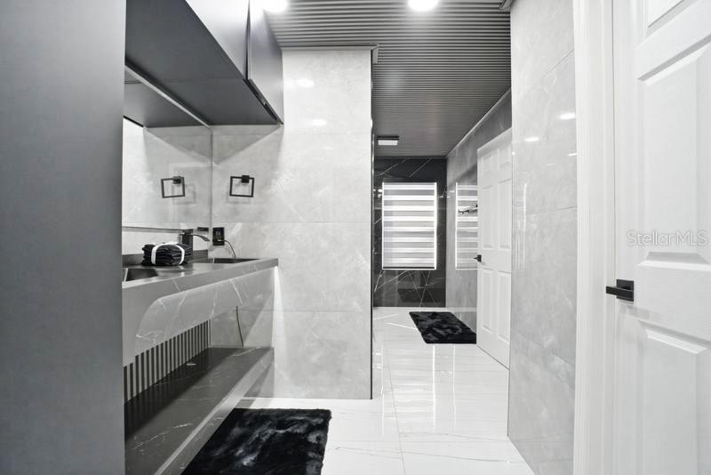 Image 17 of 57 For 2043 Rainier Drive