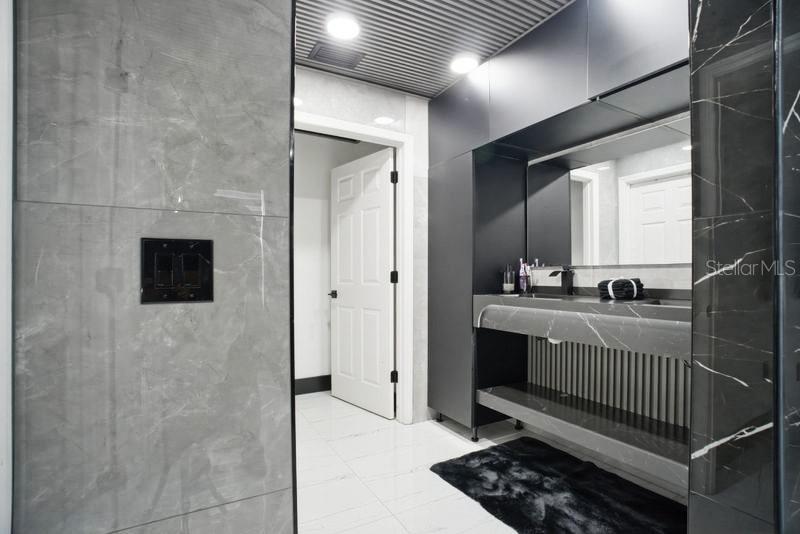 Image 20 of 57 For 2043 Rainier Drive