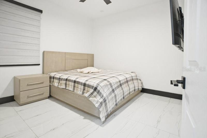 Image 42 of 57 For 2043 Rainier Drive