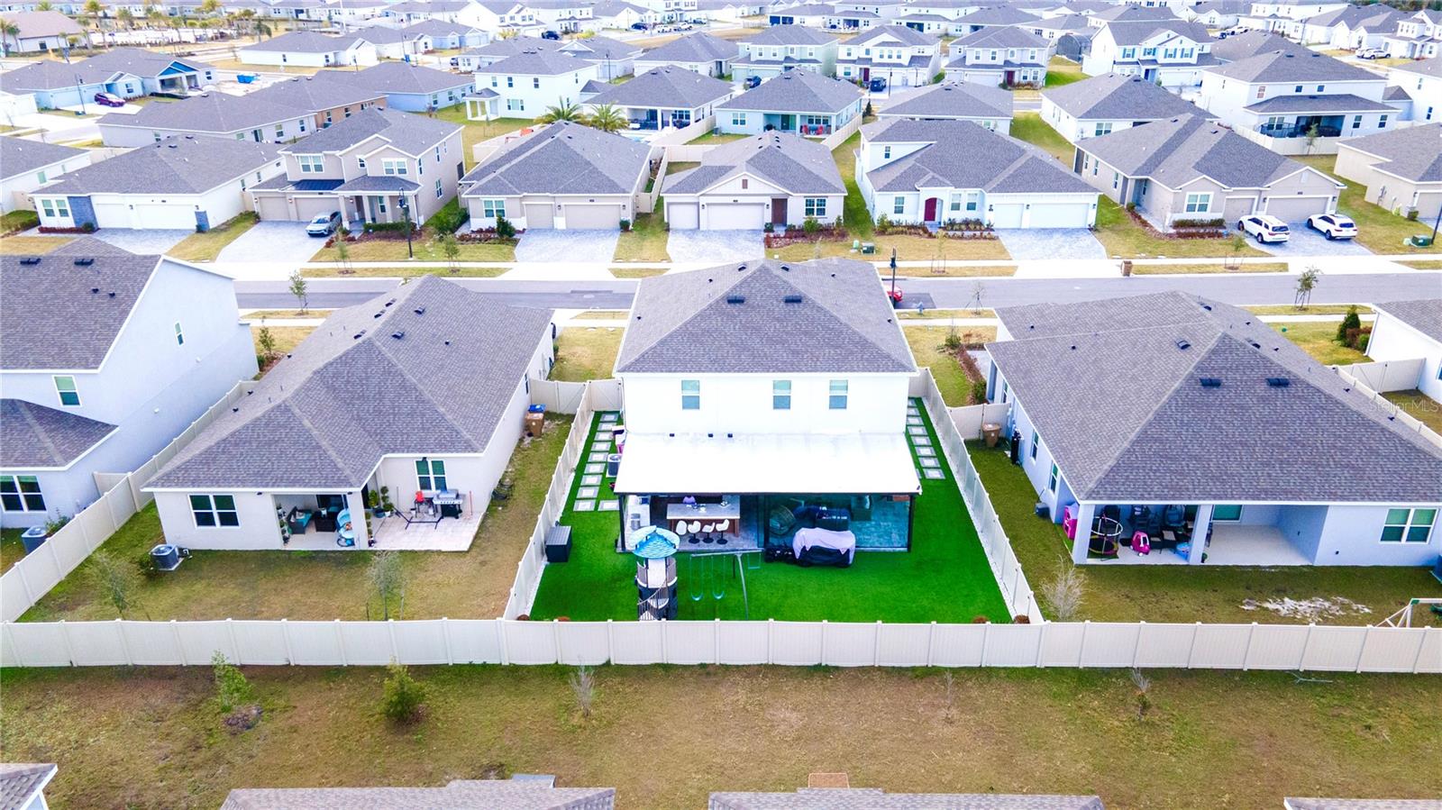 Image 49 of 57 For 2043 Rainier Drive