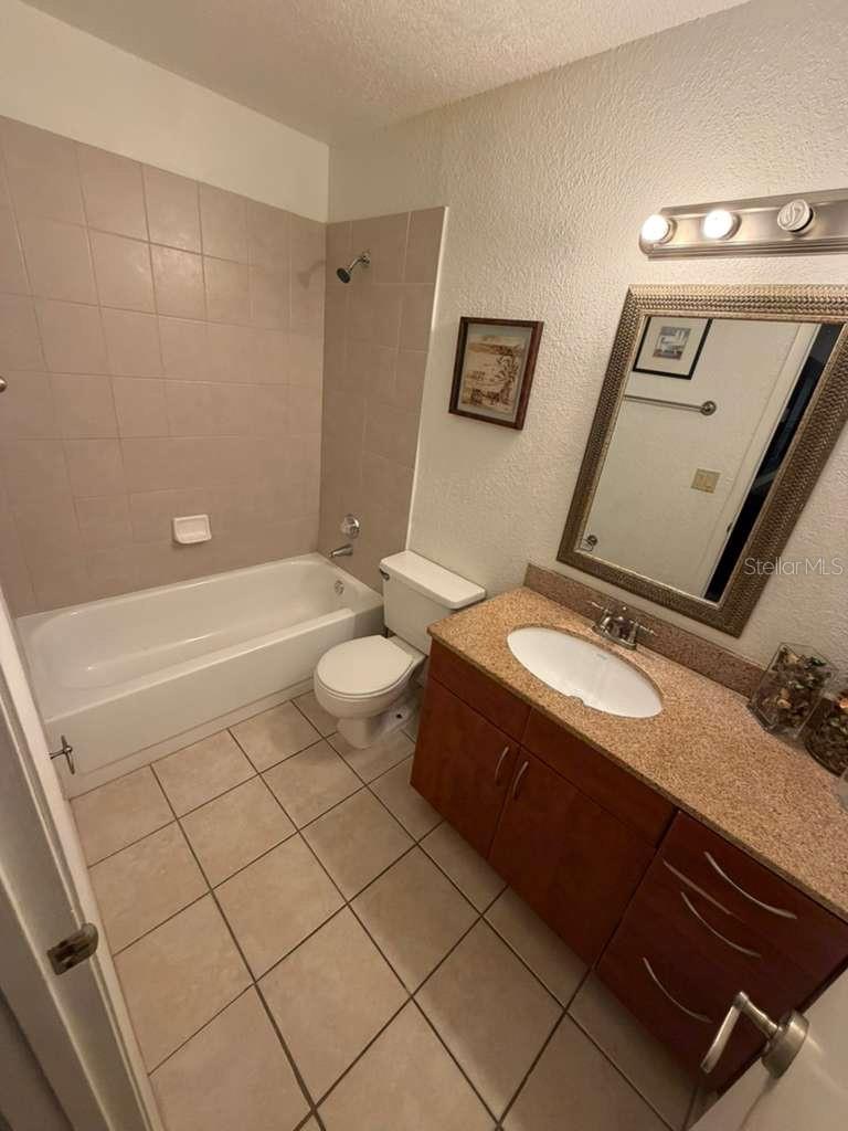 Image 14 of 17 For 11514 Westwood Boulevard 418