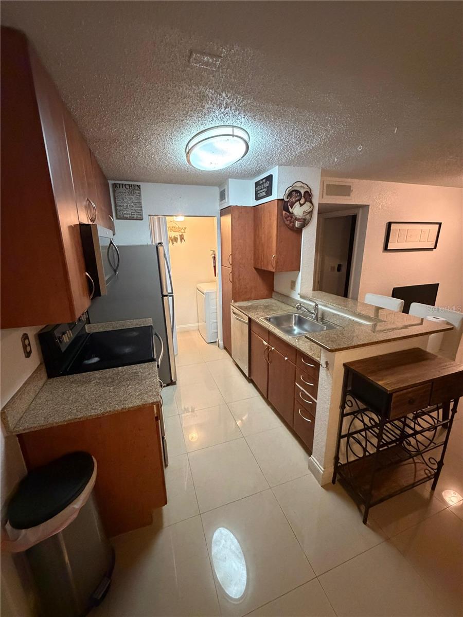 Image 8 of 17 For 11514 Westwood Boulevard 418