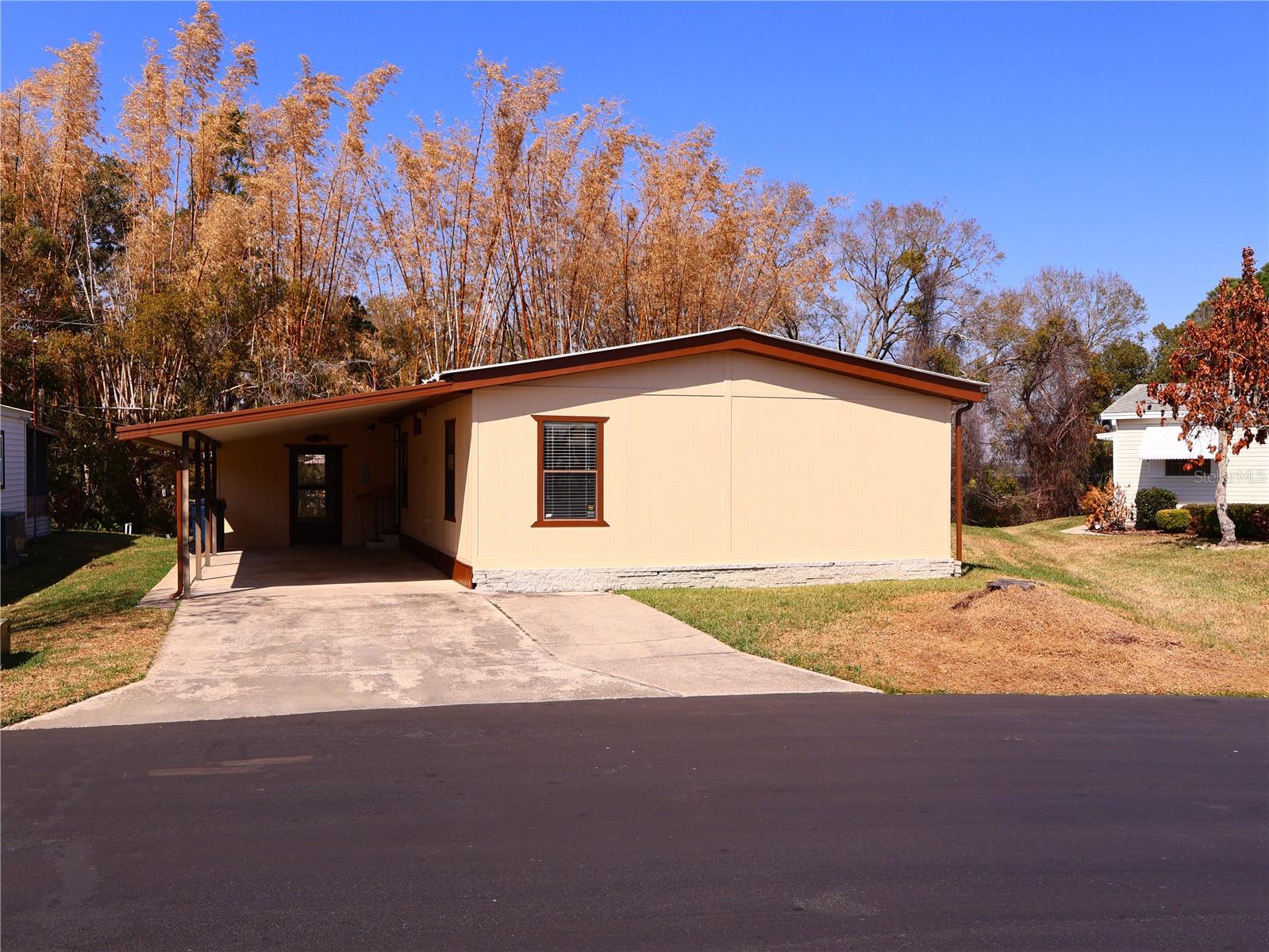 Listing Details for 129 Jana Circle, AUBURNDALE, FL 33823