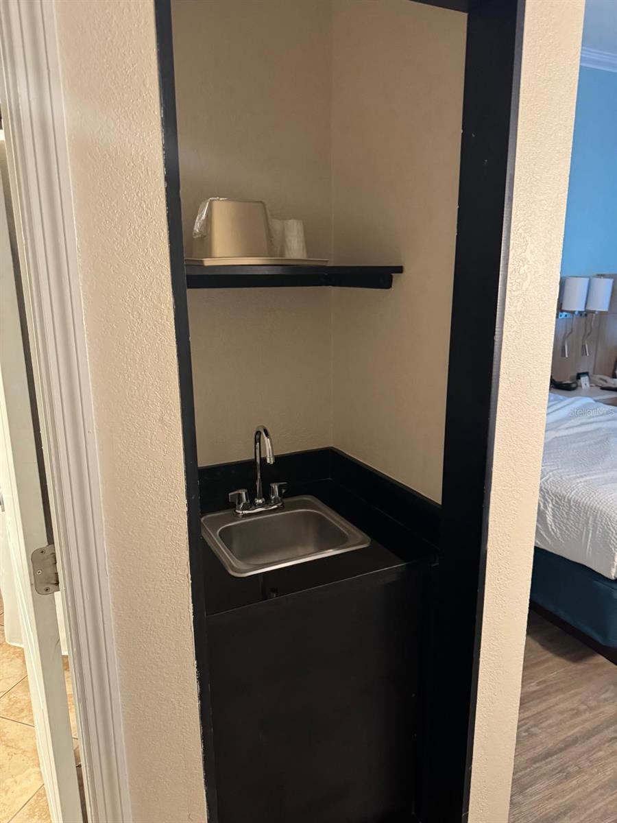 Image 9 of 10 For 3000 Maingate Ln