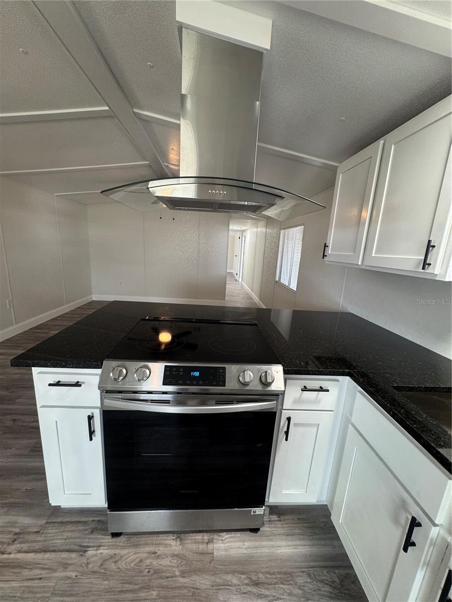 Image 10 of 33 For 5035 Southshore Drive