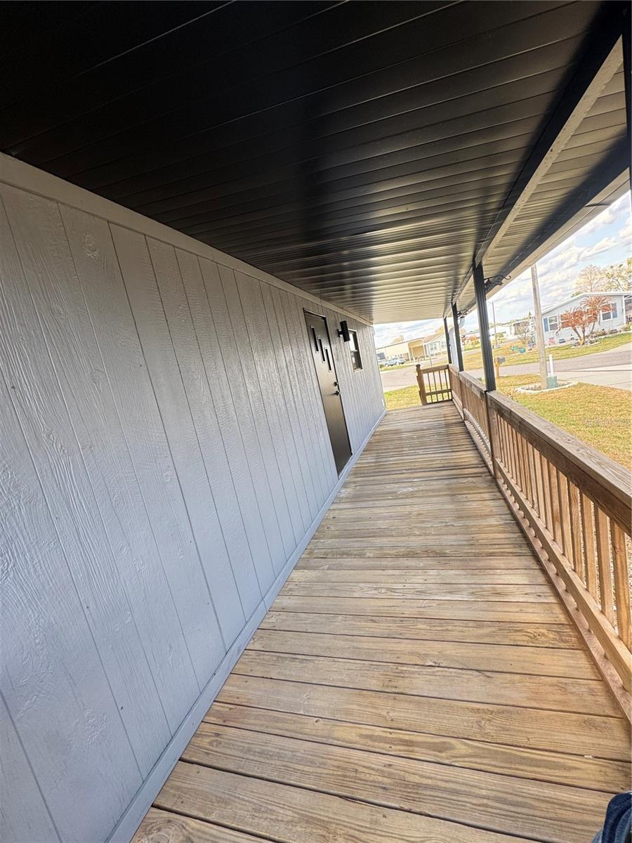 Image 3 of 33 For 5035 Southshore Drive