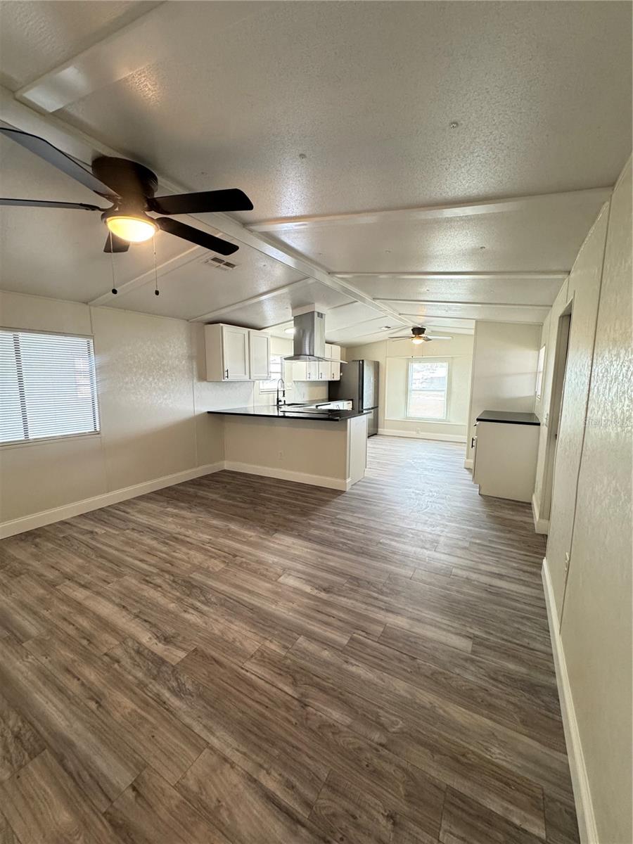 Image 7 of 33 For 5035 Southshore Drive