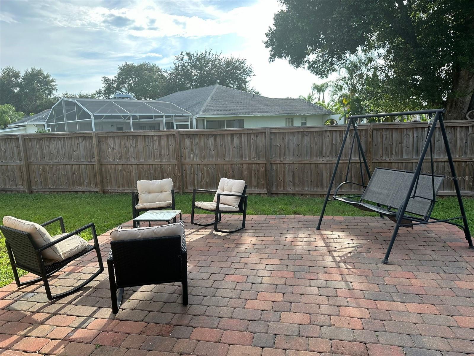 Image 15 of 41 For 5719 Sweetheart Court